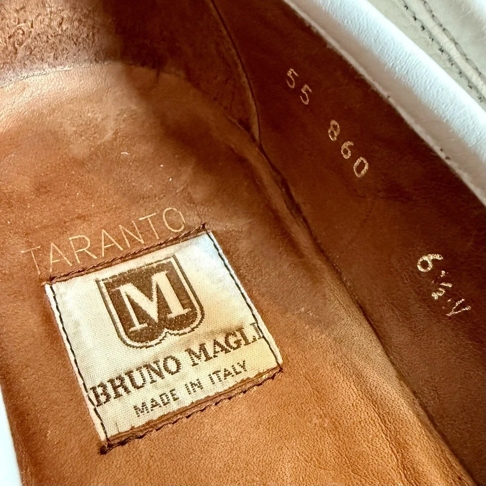 BRUNO MAGLI Ivory White Leather Slip On Taranto Loafers Shoes Men 6.5 Women 8.5
